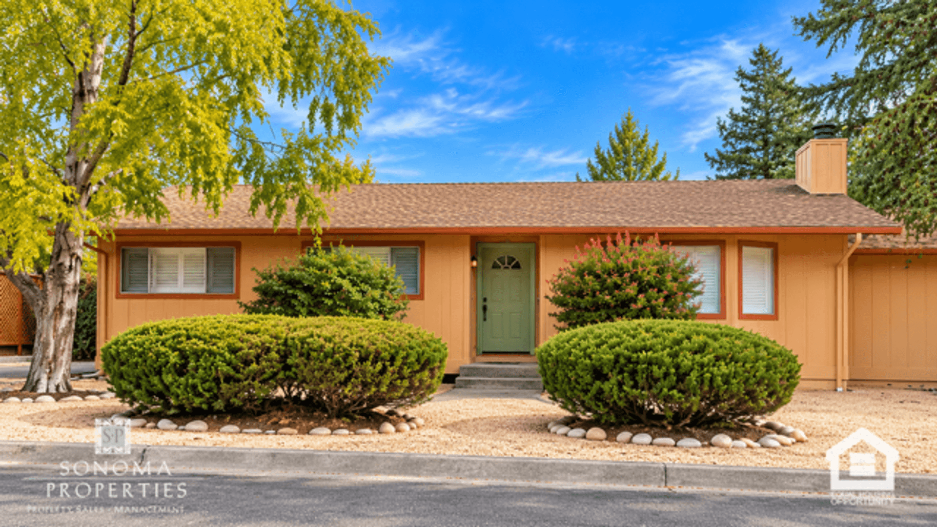 Glen Ellen House: 881 Cecelia Drive