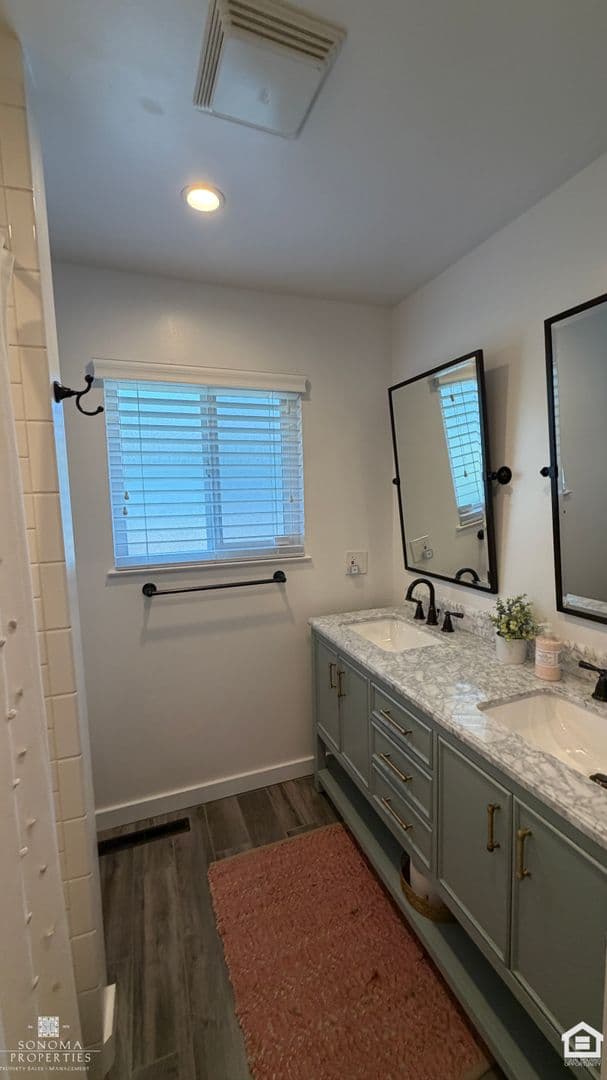 Sonoma House: 626 White Briar Drive