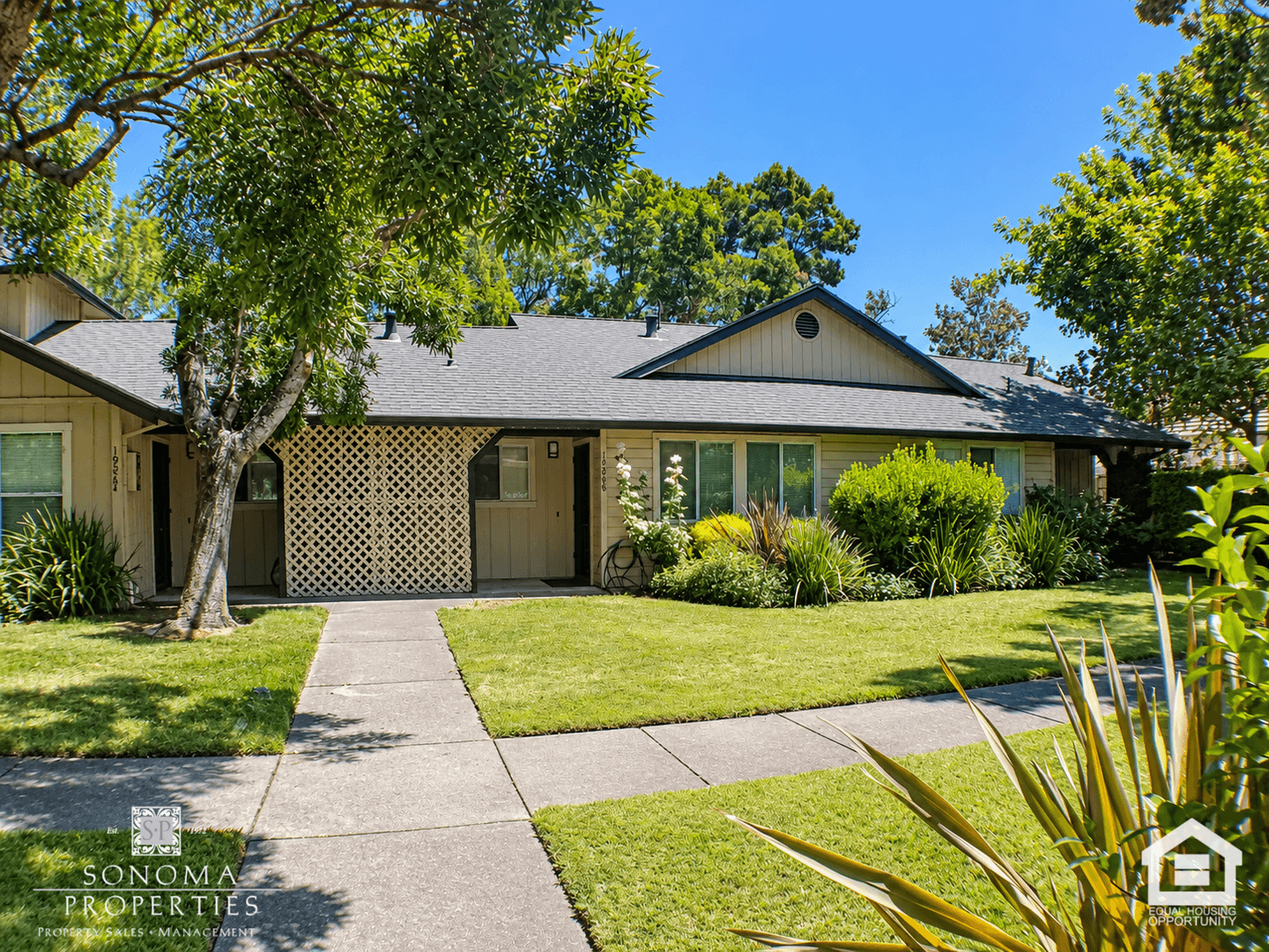 Sonoma Apartment: 19066 Lomita