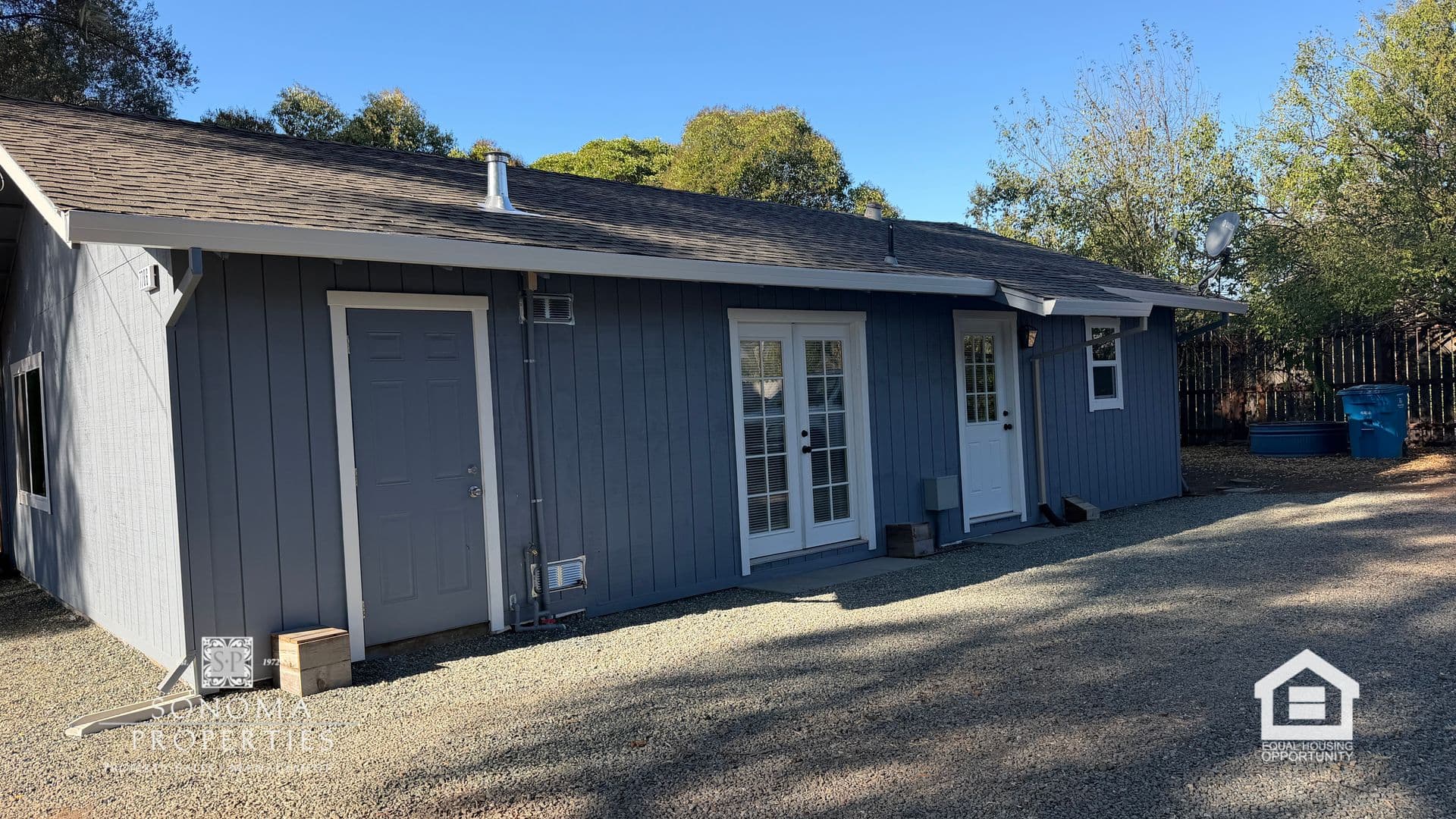 Kenwood House: 7786 Sonoma Highway,