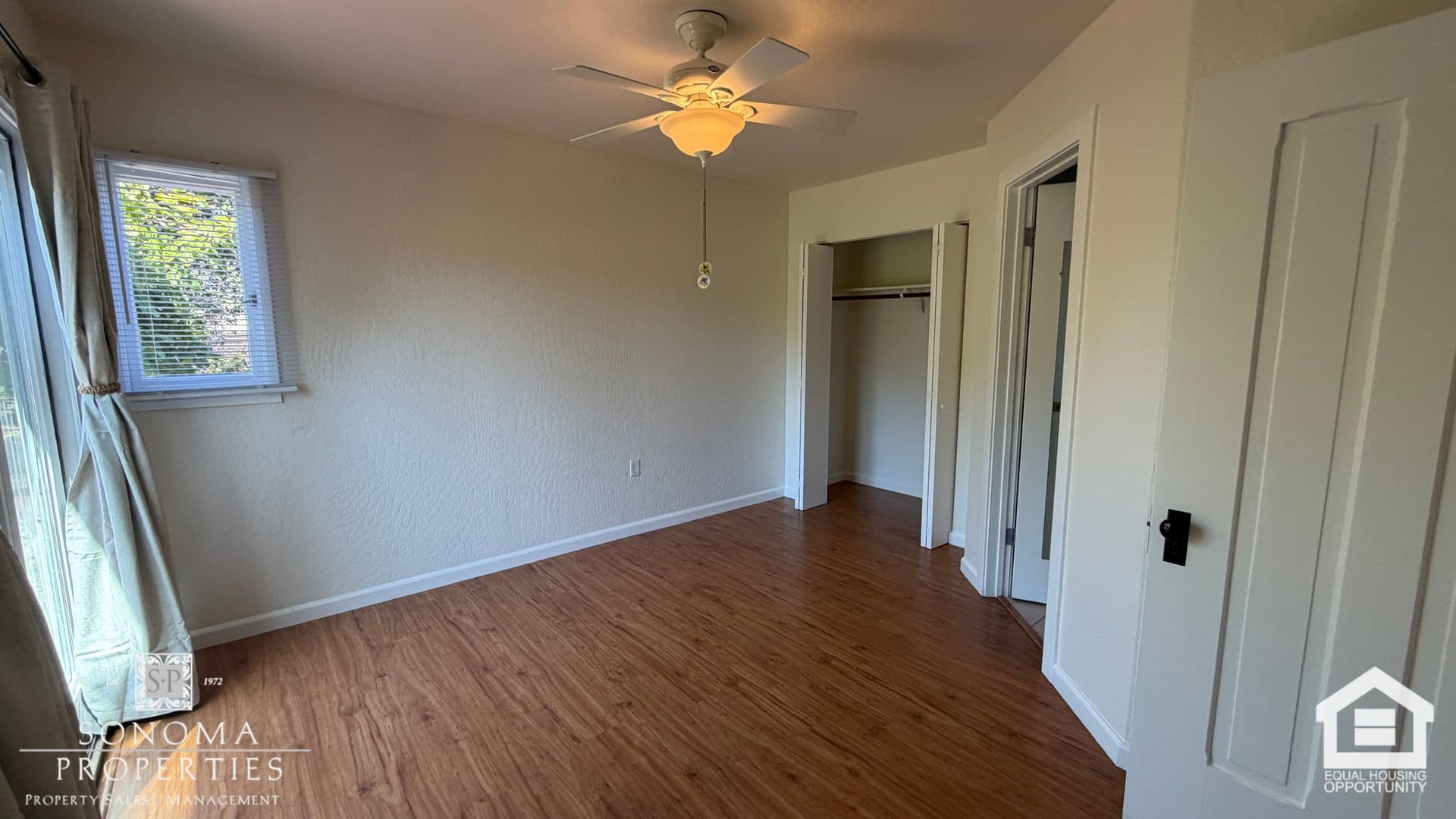 Sonoma House: 217 1st St West