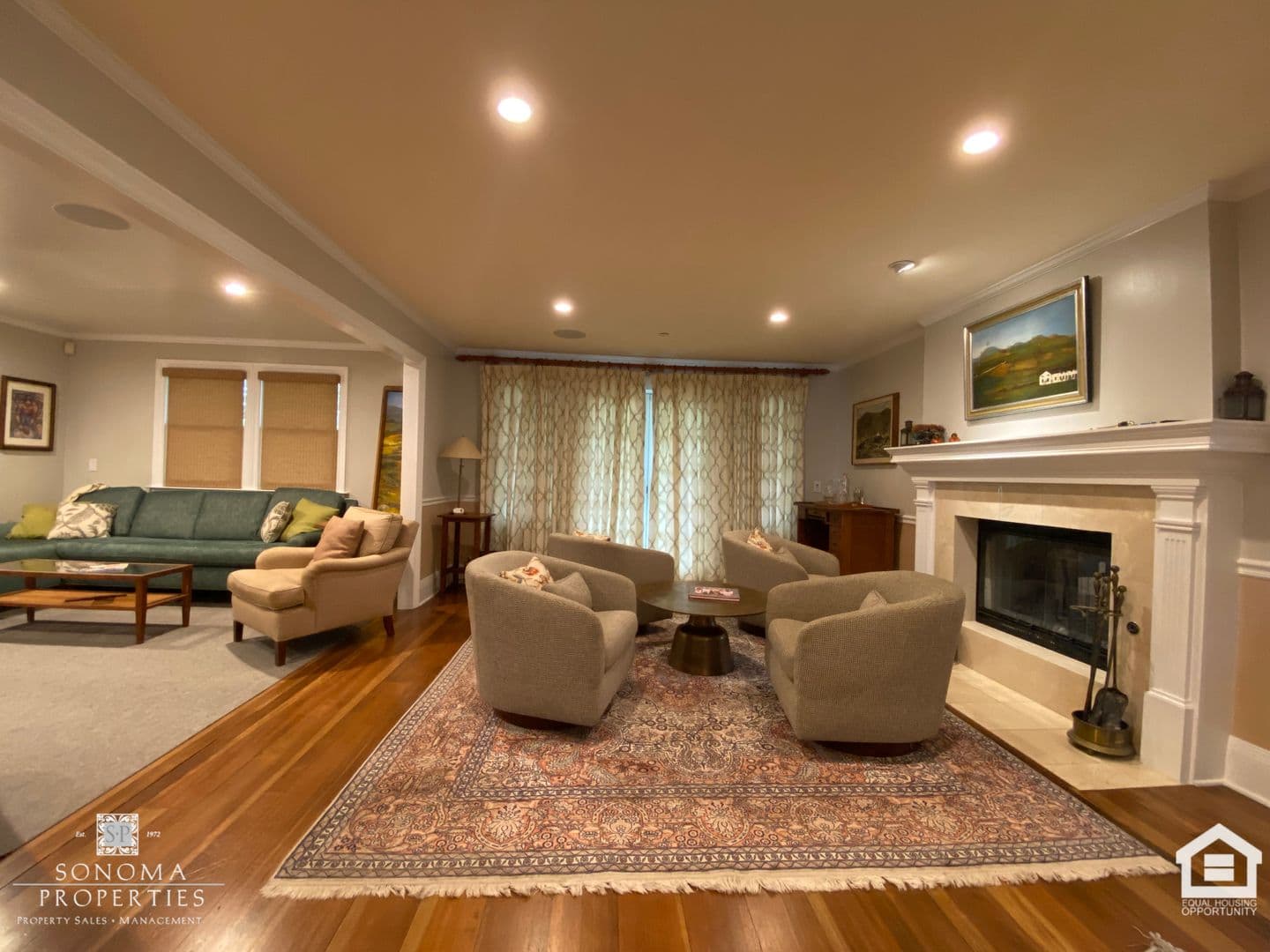 Sonoma House: 800 5th Street East