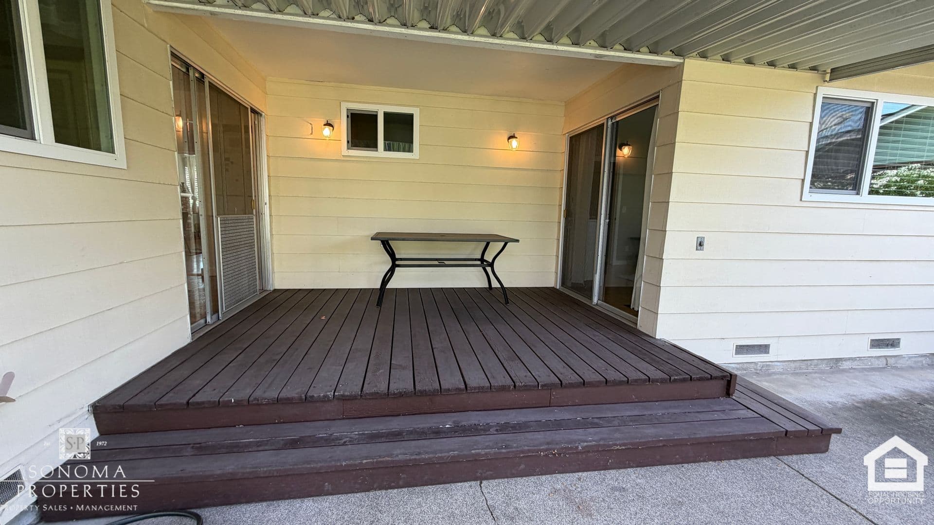 Sonoma House: 626 White Briar Drive
