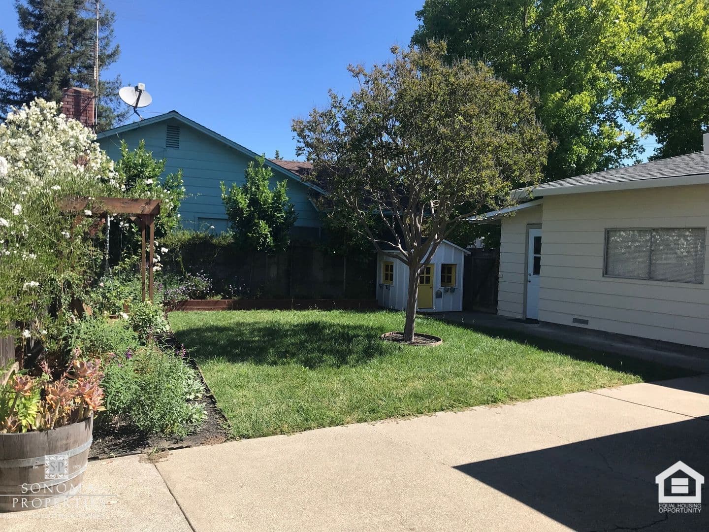 Sonoma House: 626 White Briar Drive