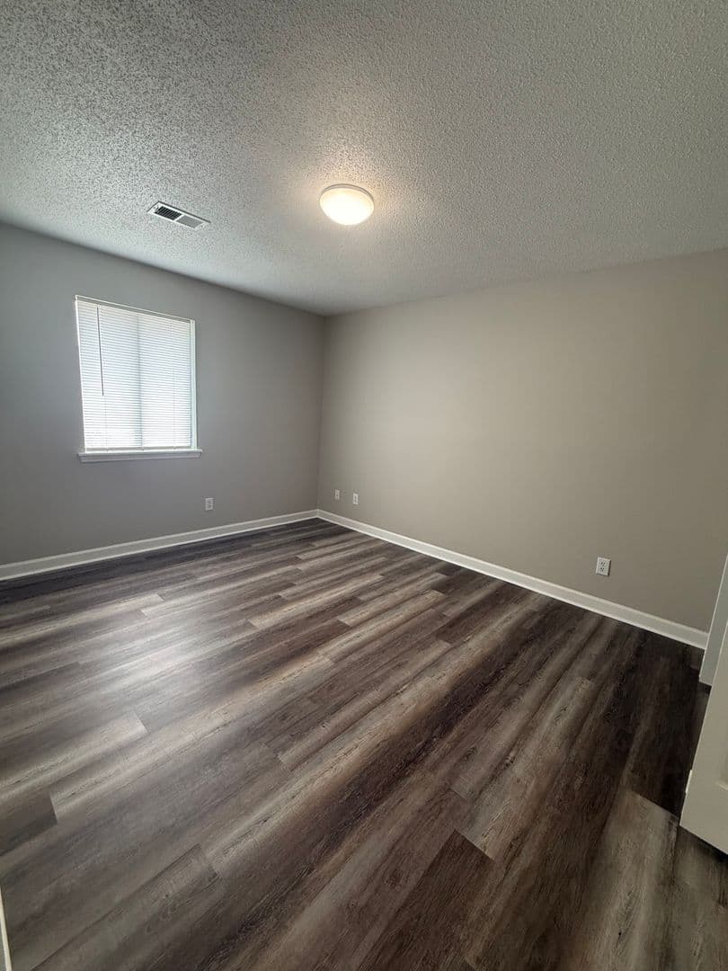 Florence Apartment: 2210 W. Jody Rd.