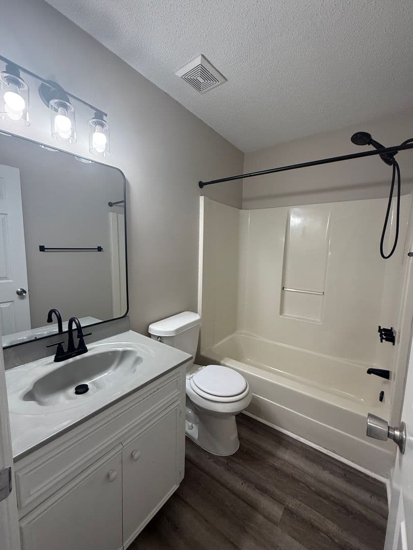 Florence Apartment: 2210 W. Jody Rd.