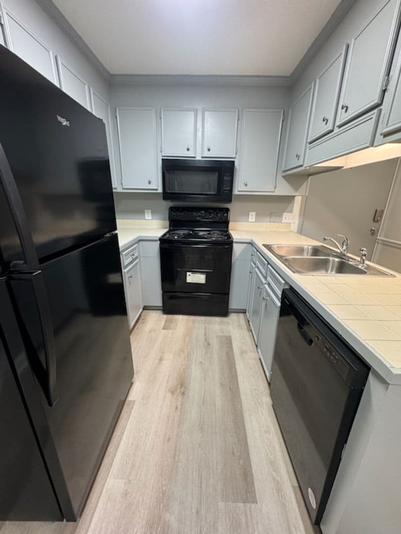 Florence Apartment: 2210 W. Jody Rd.