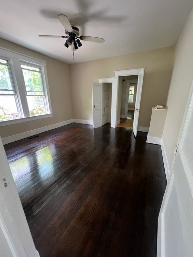 Florence House: 1215 Gregg Avenue