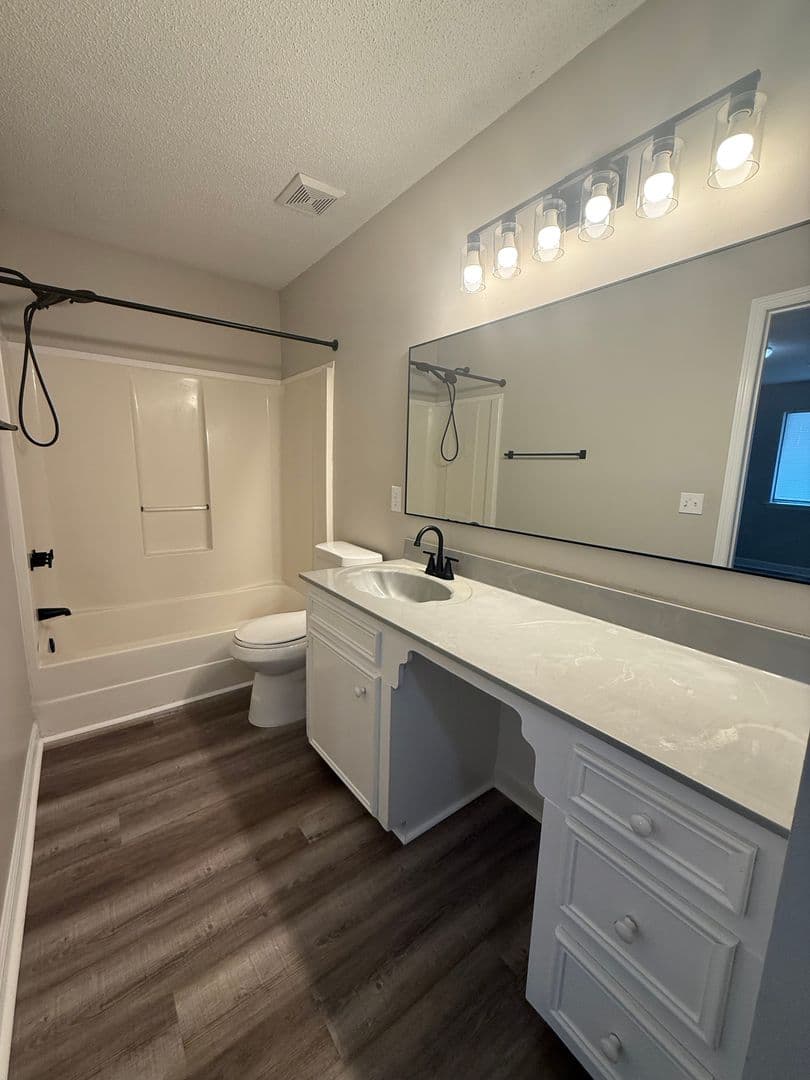 Florence Apartment: 2210 W. Jody Rd.