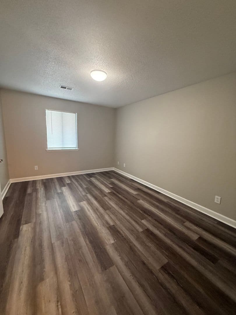 Florence Apartment: 2210 W. Jody Rd.