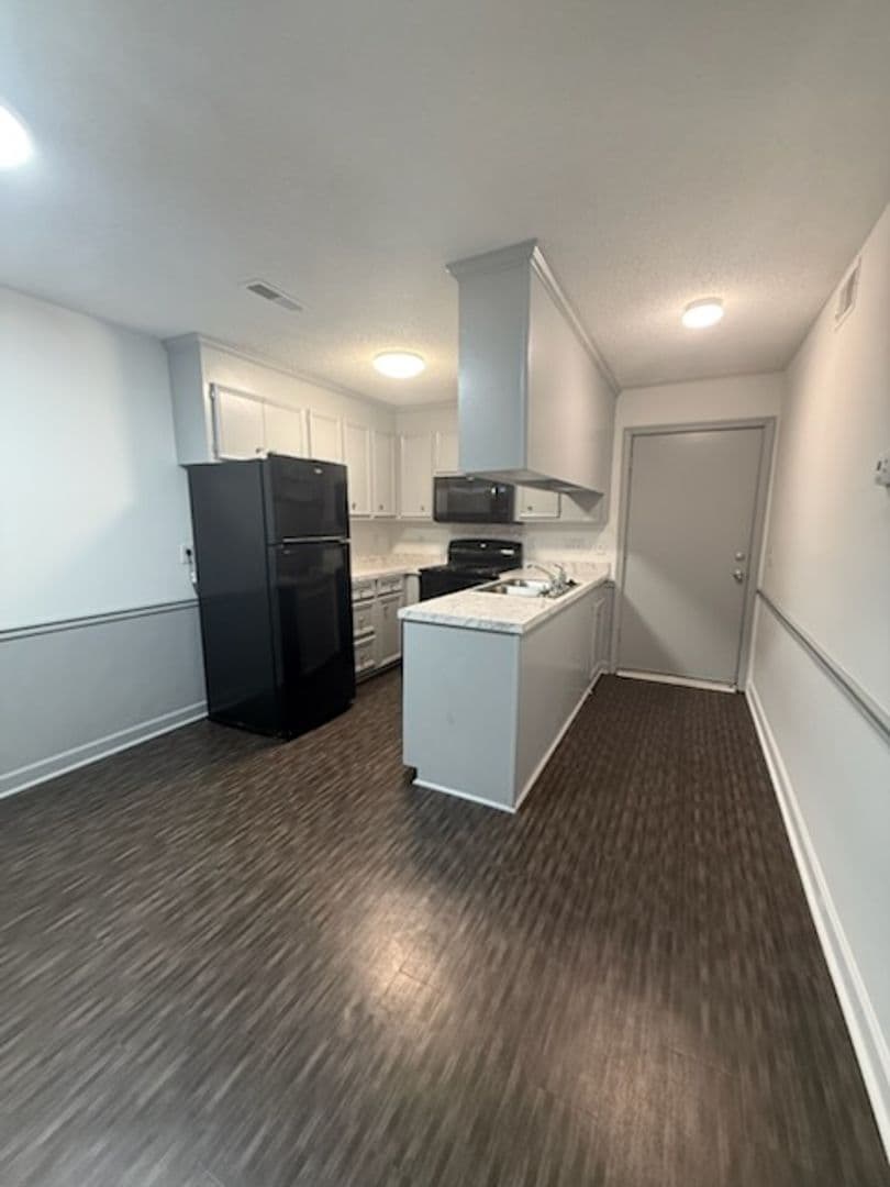 Florence Apartment: 2210 W. Jody Rd.
