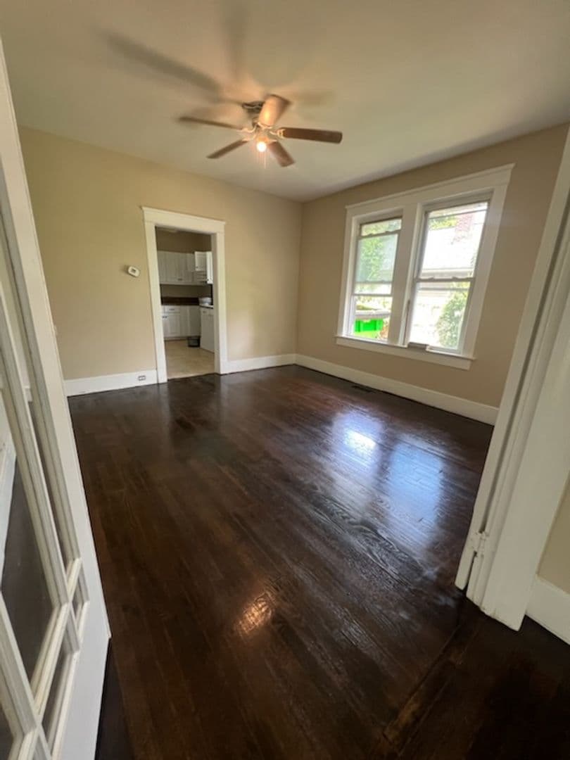 Florence House: 1215 Gregg Avenue