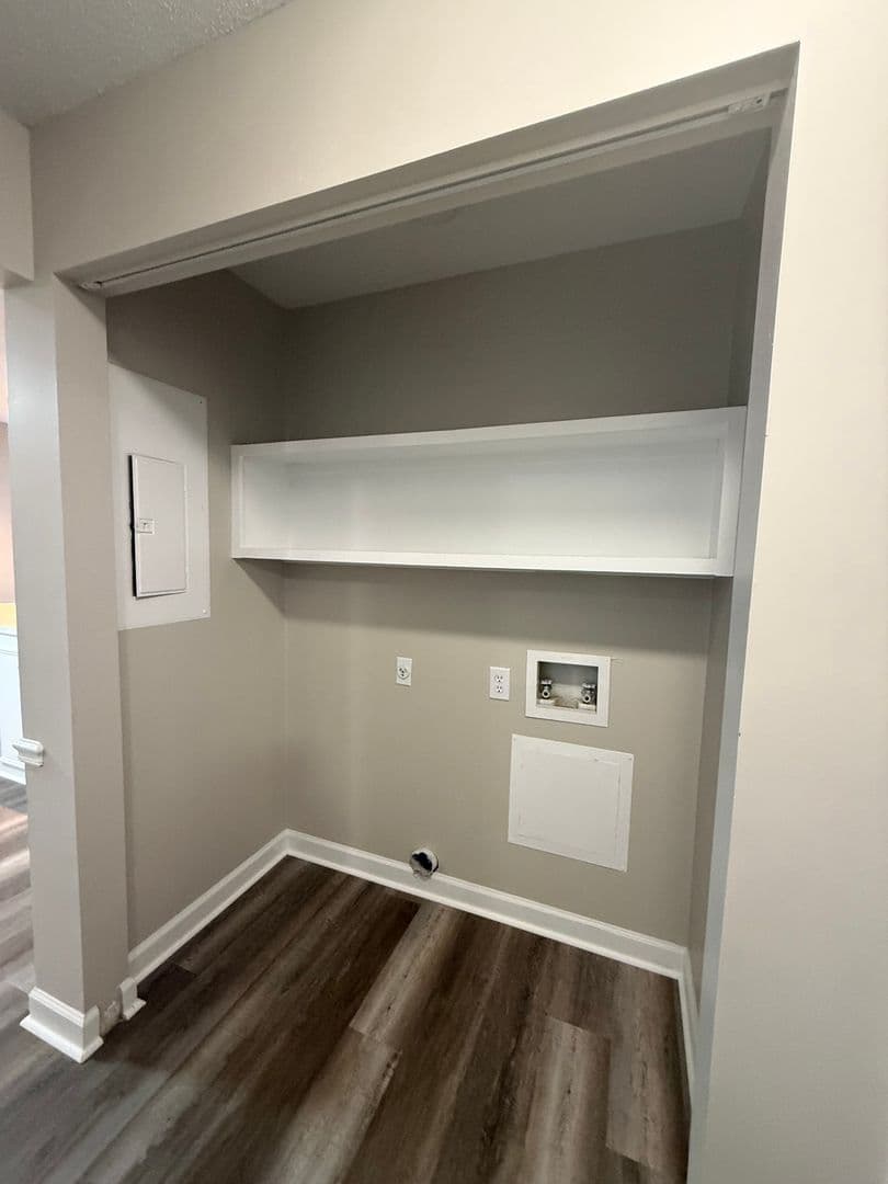 Florence Apartment: 2210 W. Jody Rd.