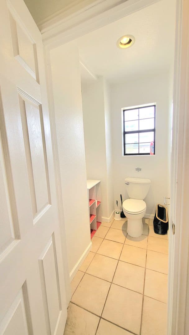 Pahrump House: 5360 S Corrine St