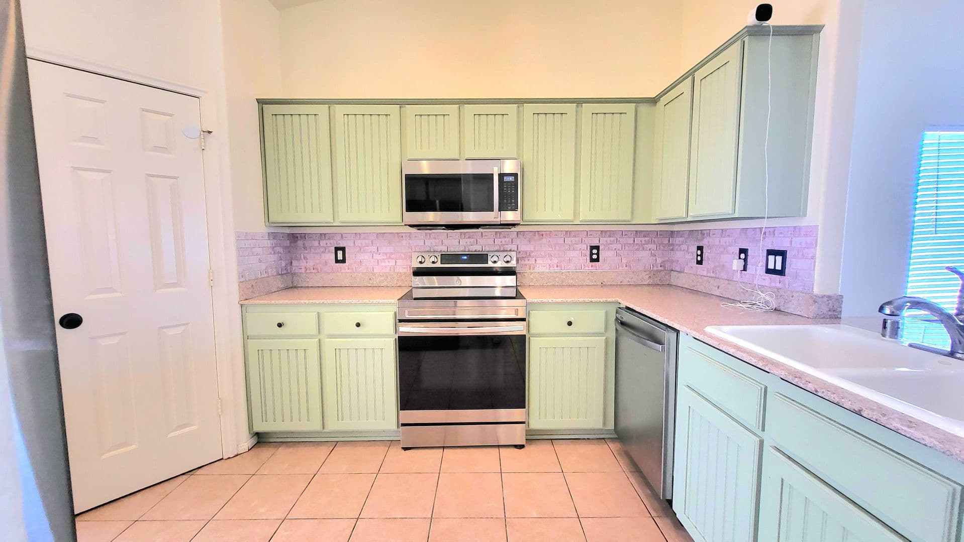 Pahrump House: 6740 Longmeadow Dr.