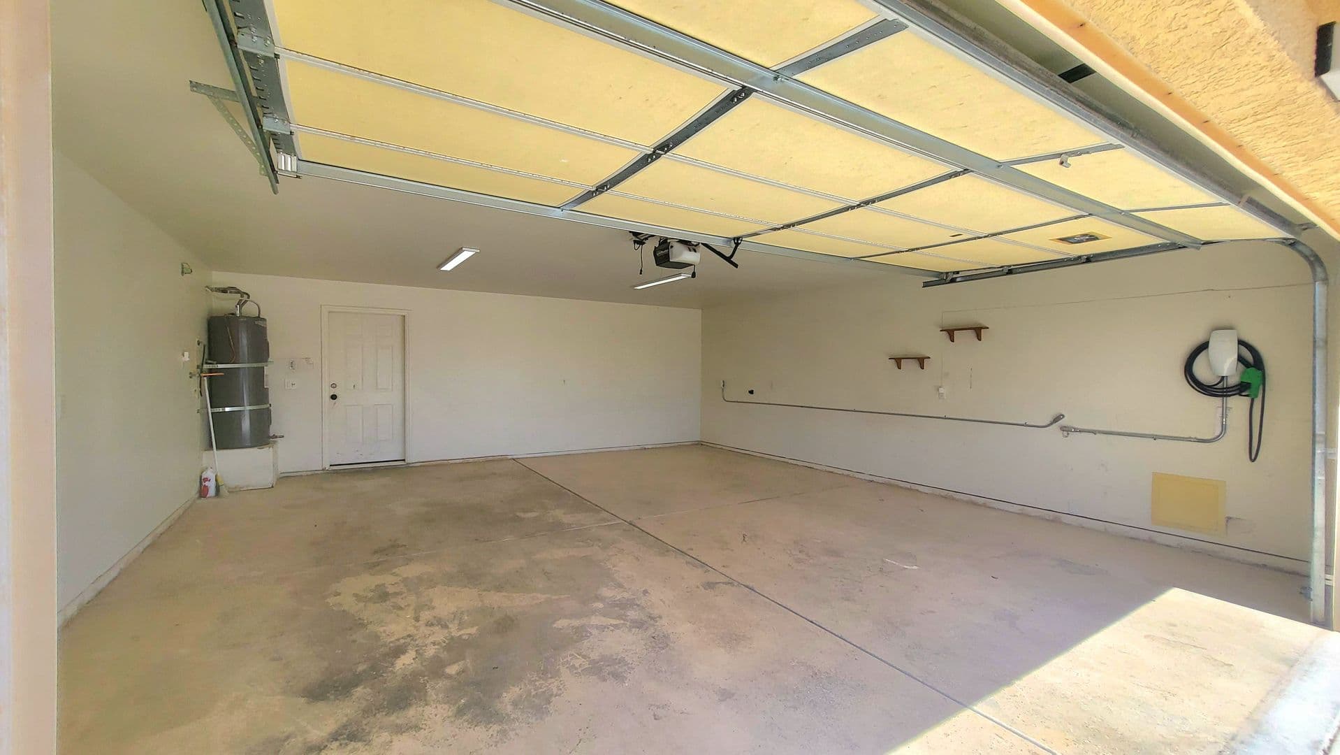 Pahrump House: 6740 Longmeadow Dr.