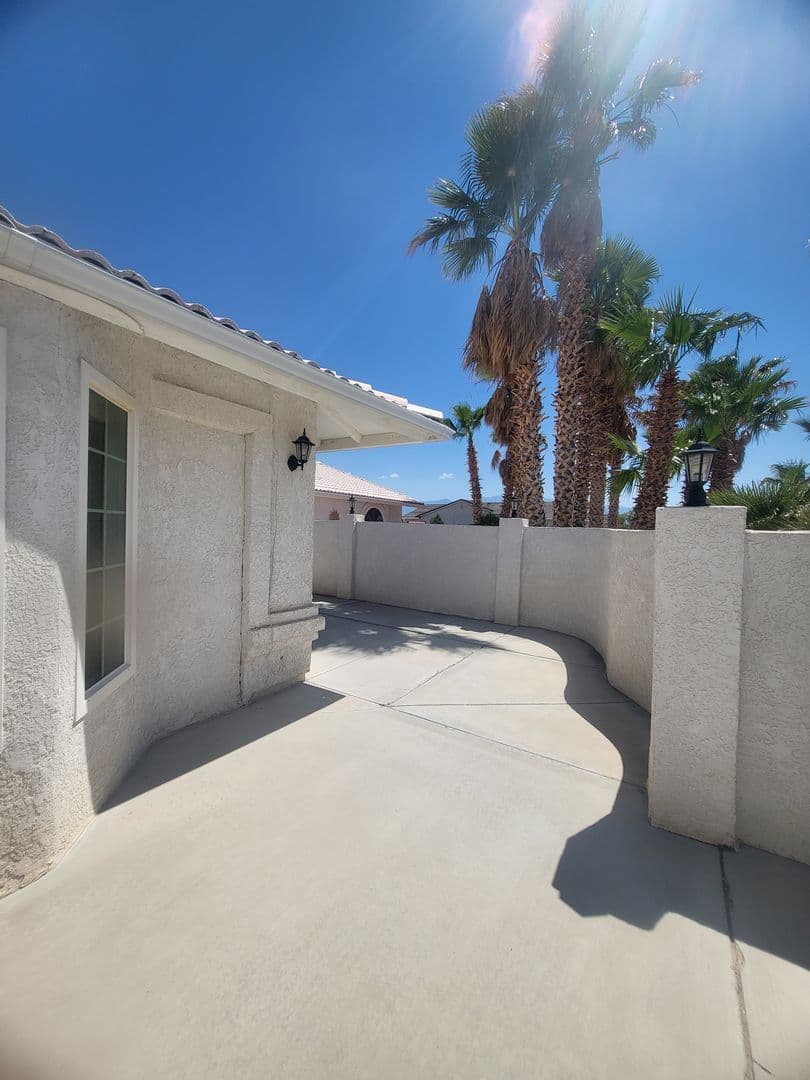 Pahrump House: 330 China St.