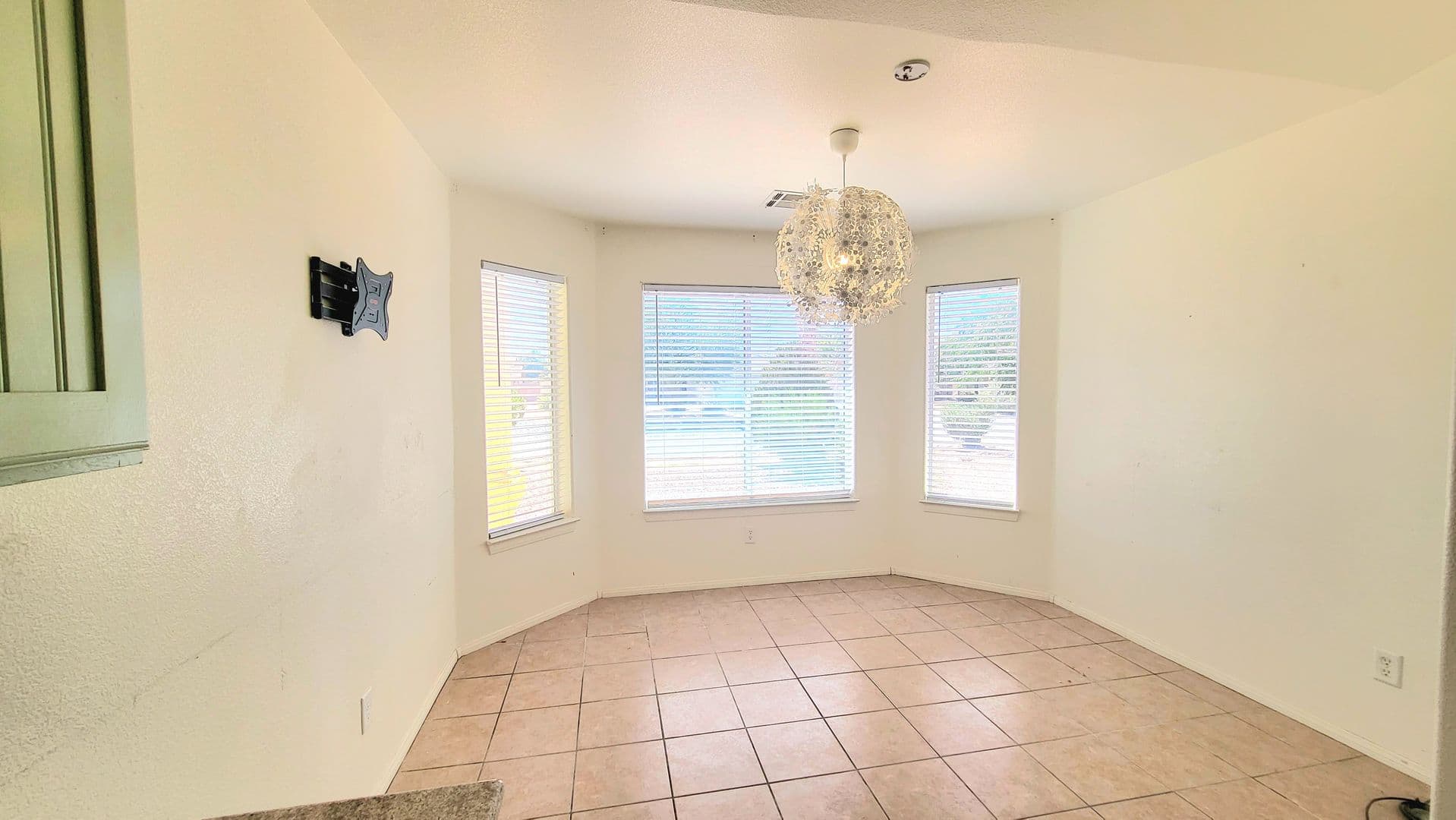 Pahrump House: 6740 Longmeadow Dr.