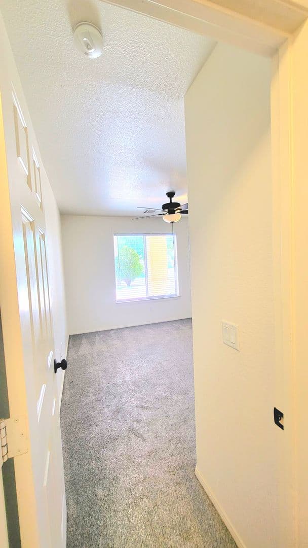 Pahrump House: 6740 Longmeadow Dr.