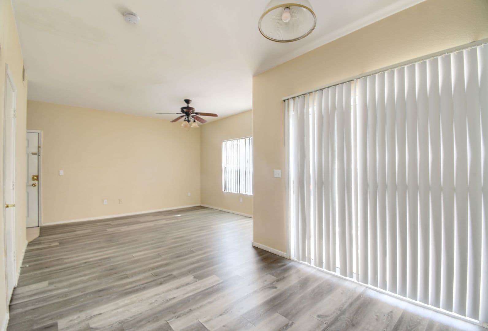 Las Vegas House: 7255 W Sunset Rd. #1077