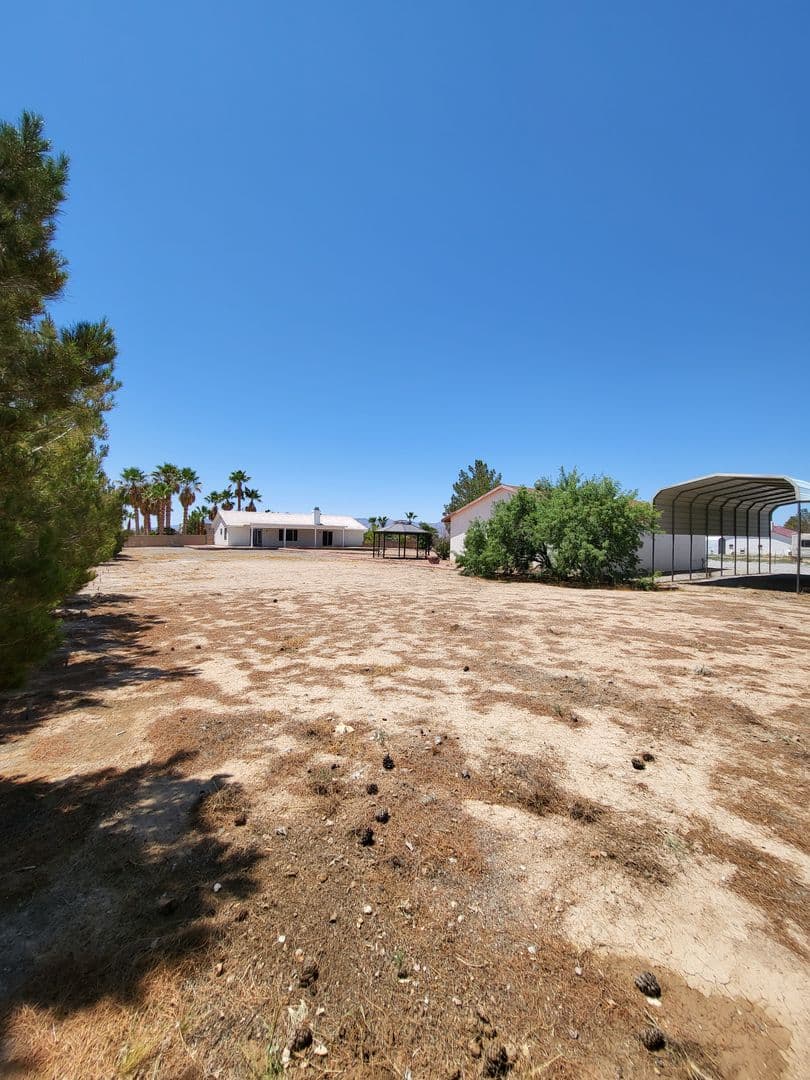 Pahrump House: 330 China St.