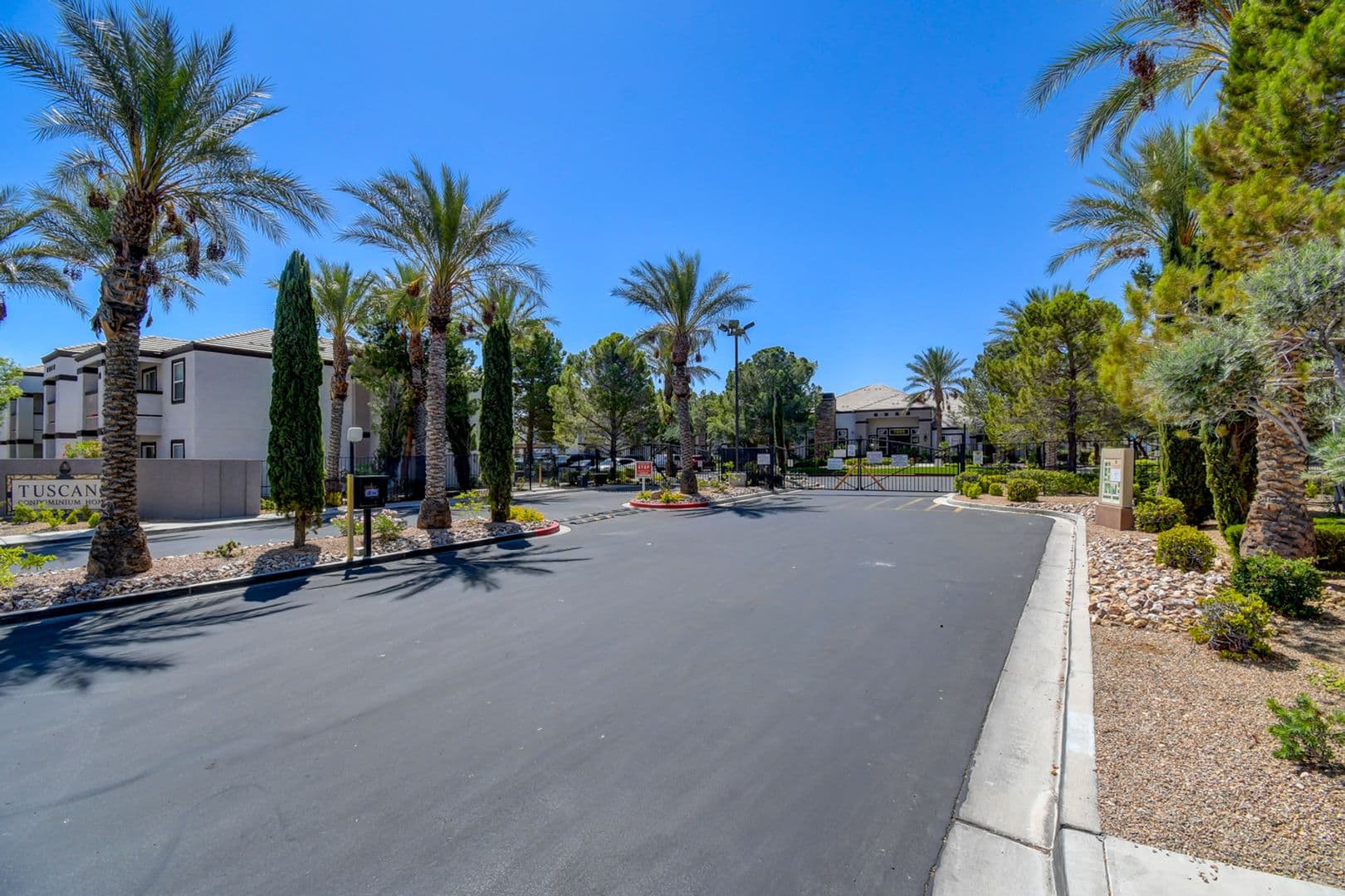 Las Vegas House: 7255 W Sunset Rd. #1077
