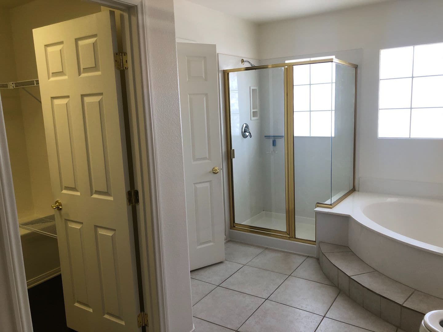 Las Vegas House: 10990 Calcedonian St.