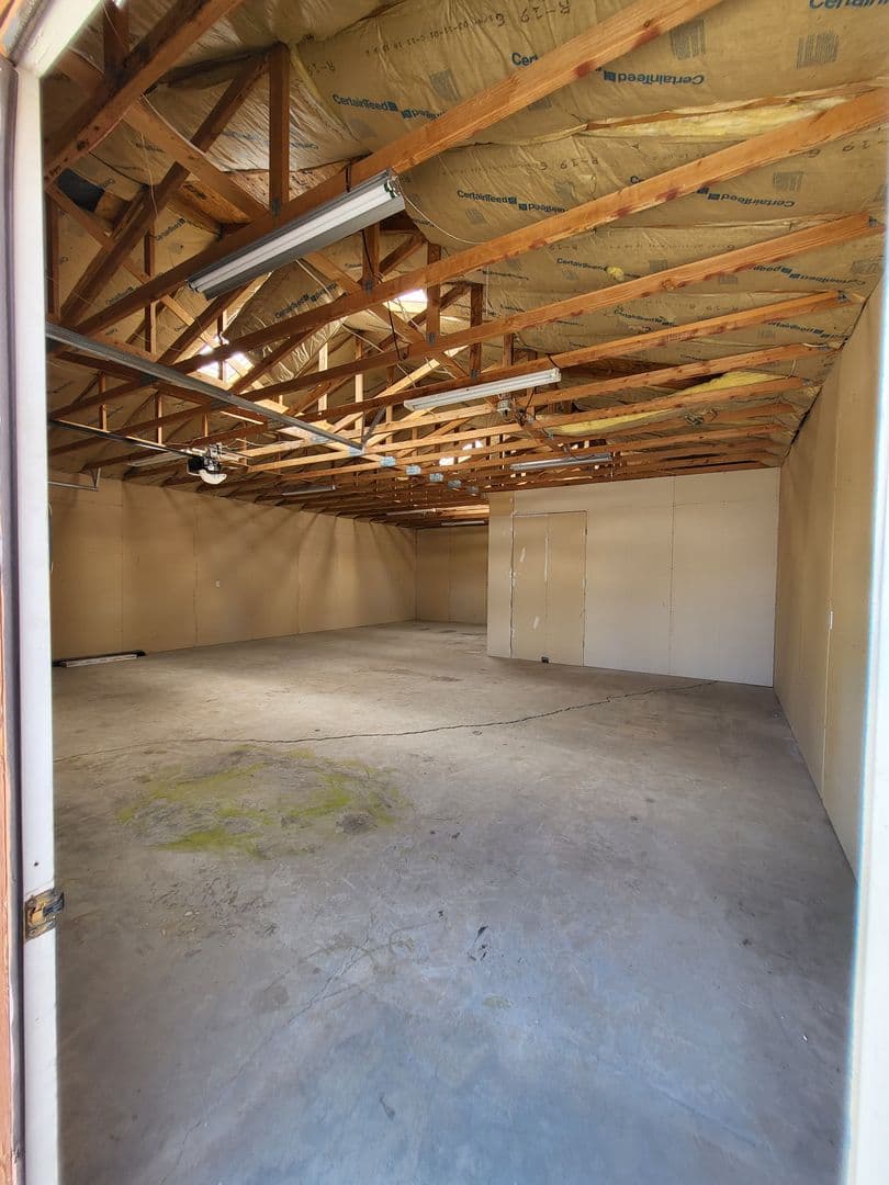 Pahrump House: 330 China St.