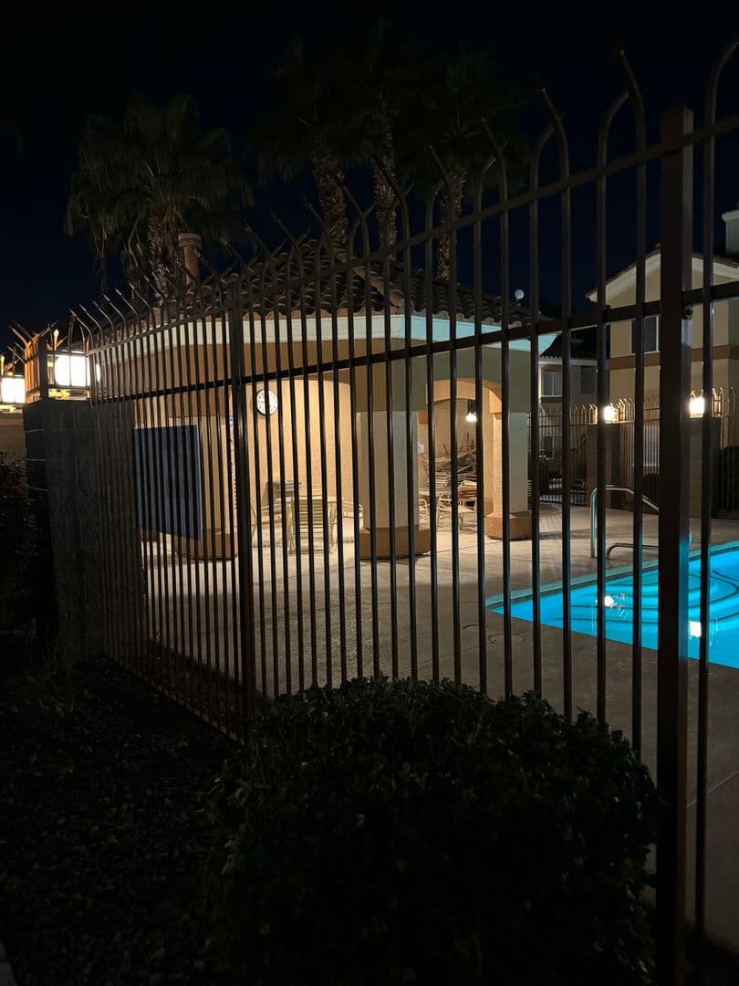 Las Vegas Condo: 1050 E Cactus Ave #2072