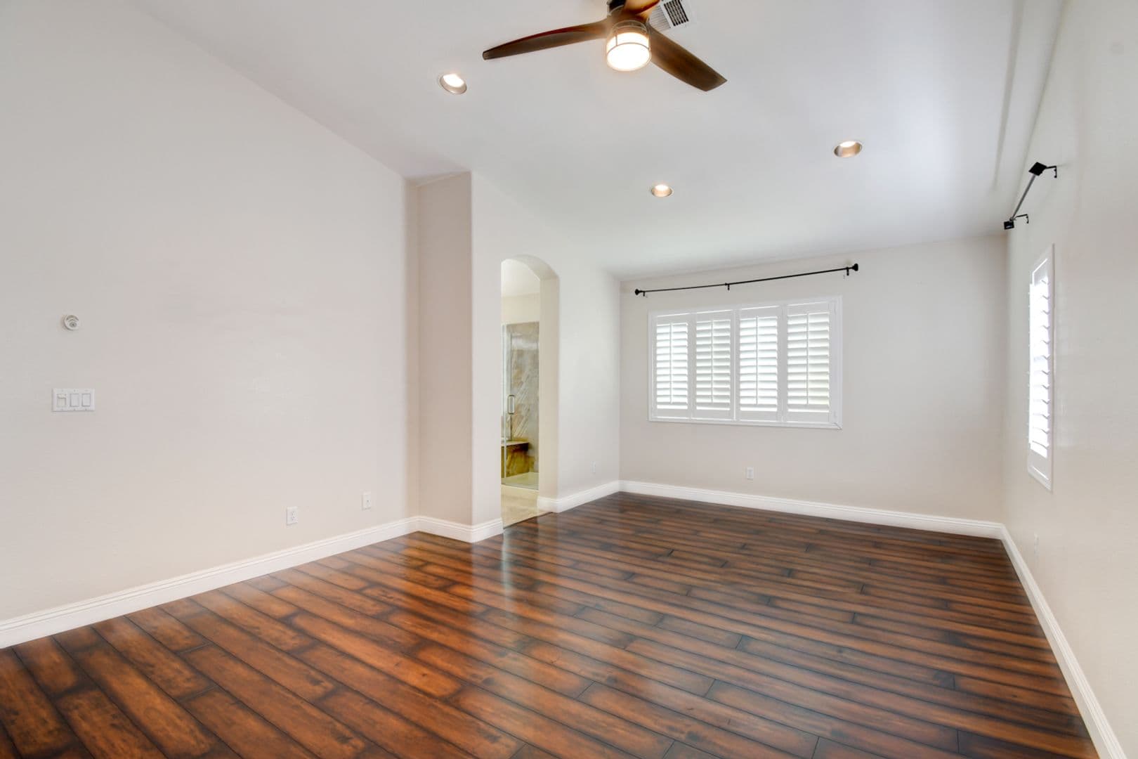 Las Vegas House: 3428 Lockport St.