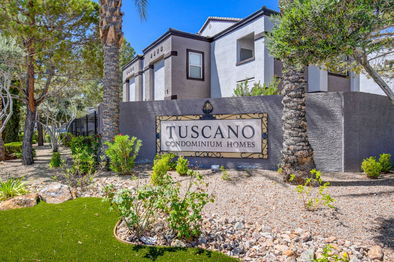 Las Vegas House: 7255 W Sunset Rd. #1077