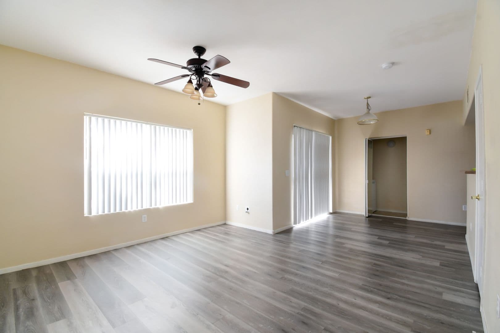 Las Vegas House: 7255 W Sunset Rd. #1077