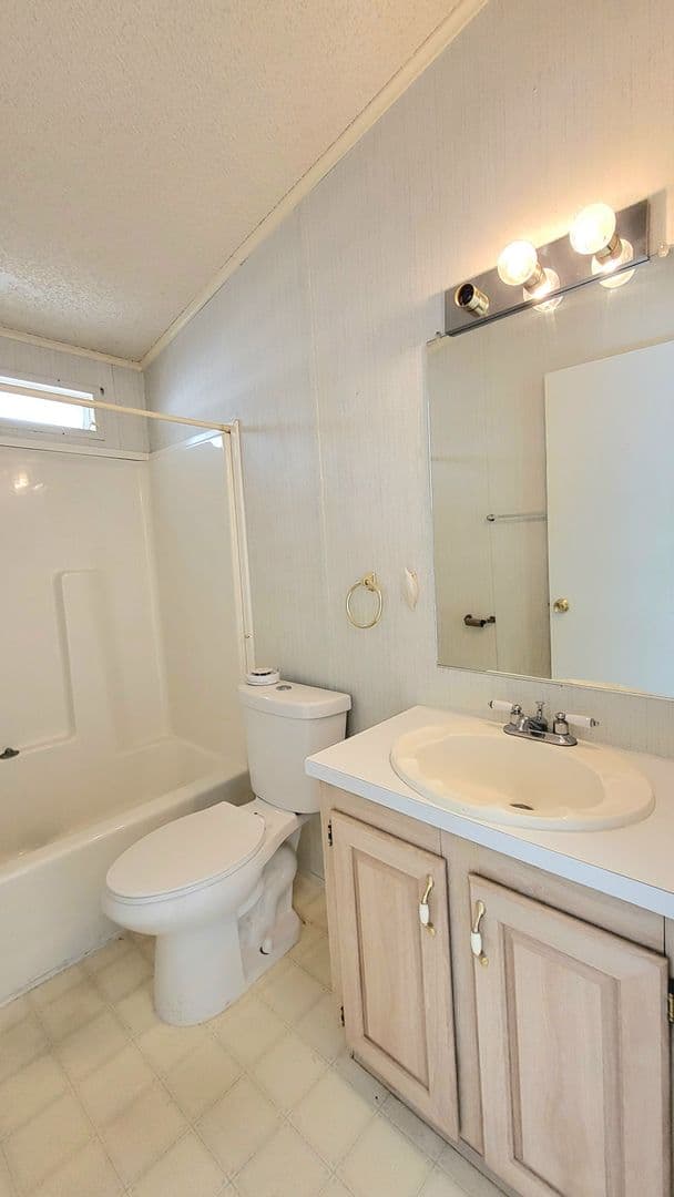 Pahrump Apartment: 521 Alaska Way
