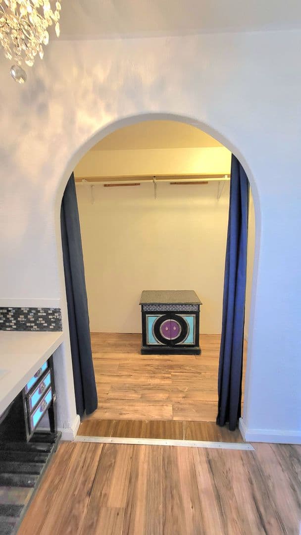 Pahrump House: 1270 W Irons St.