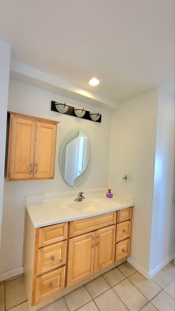 Pahrump House: 5360 S Corrine St