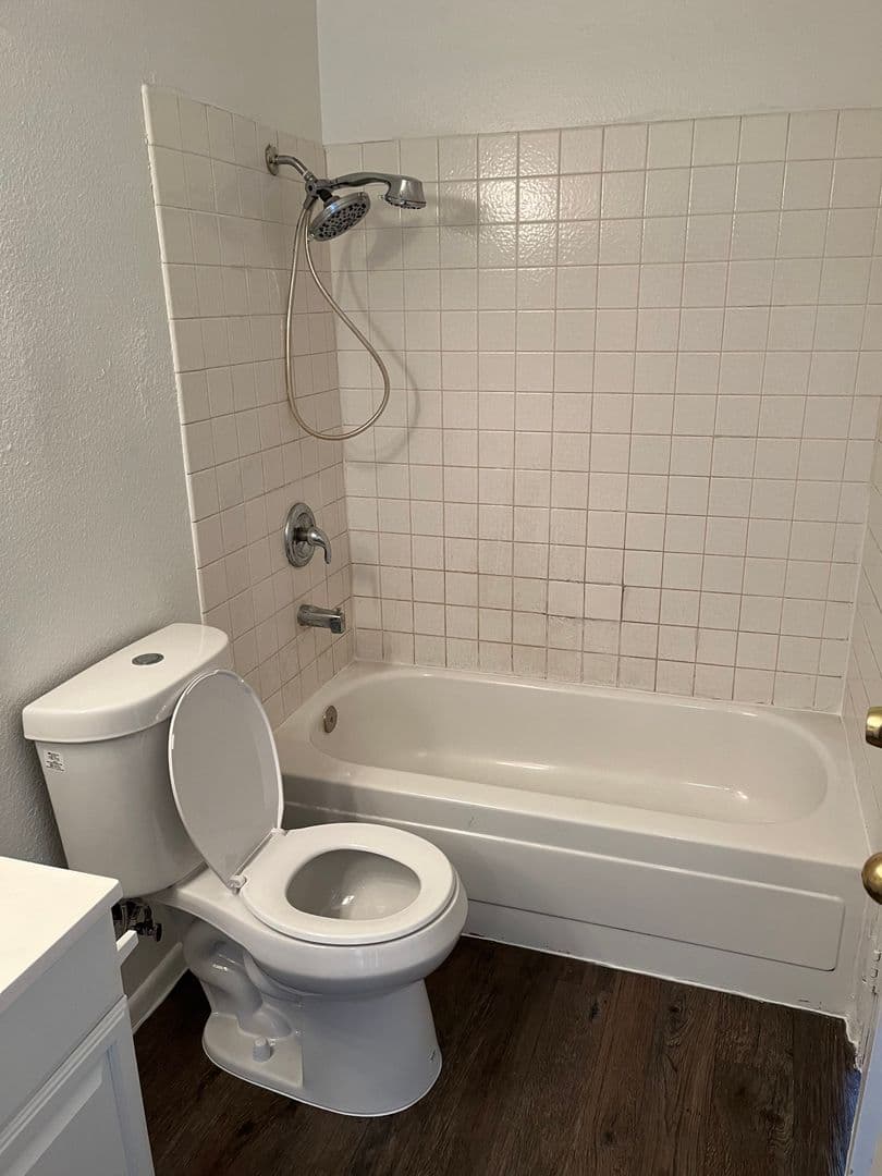 North Las Vegas Apartment: 1900 Goldfield St.