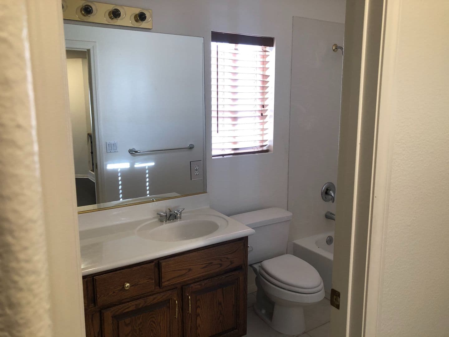 Las Vegas House: 10990 Calcedonian St.