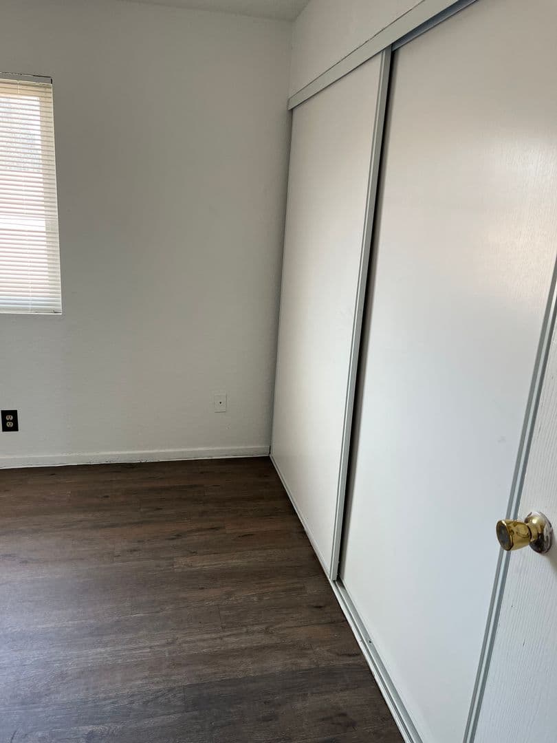 North Las Vegas Apartment: 1900 Goldfield St.