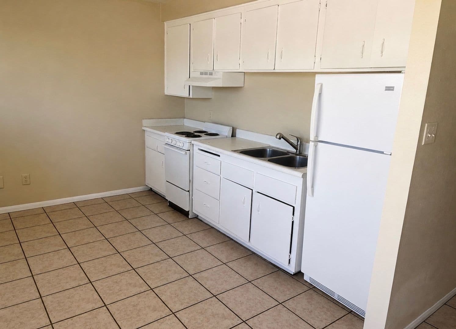 North las Vegas Apartment: 2028 Daley St.