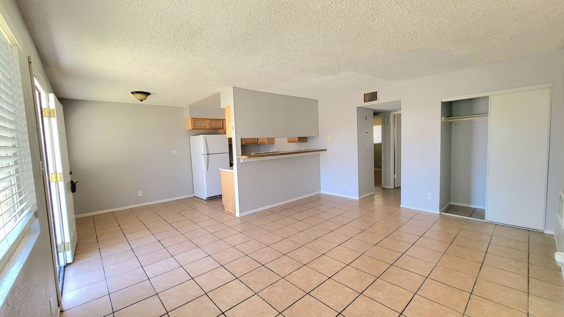 Pahrump Apartment: 1920 Galaxy St.