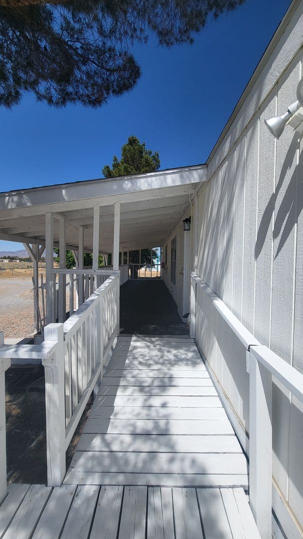 Pahrump House: 3420 Van Lane