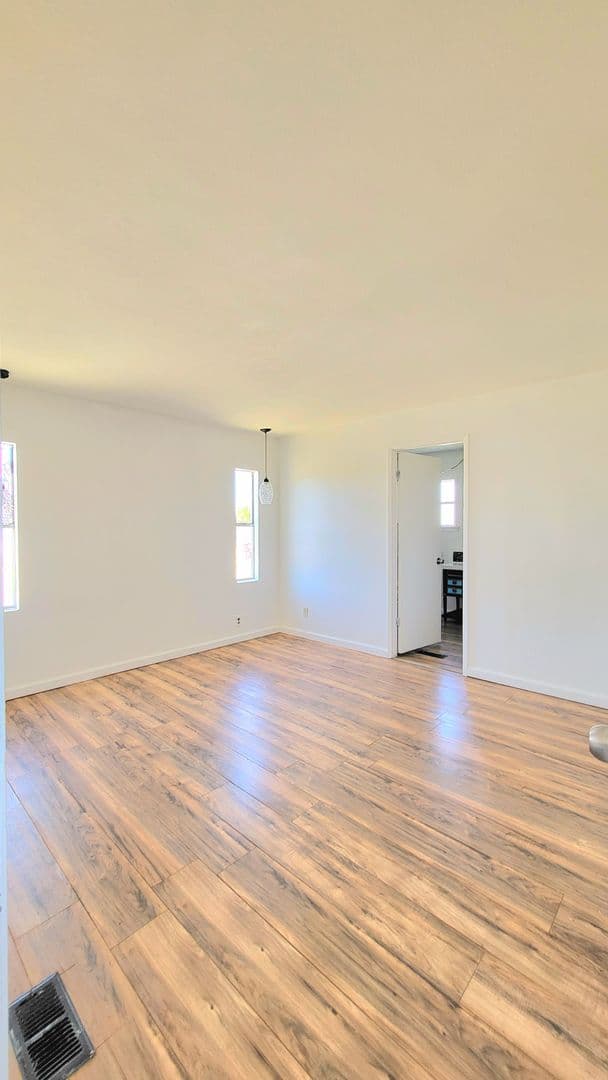Pahrump House: 1270 W Irons St.