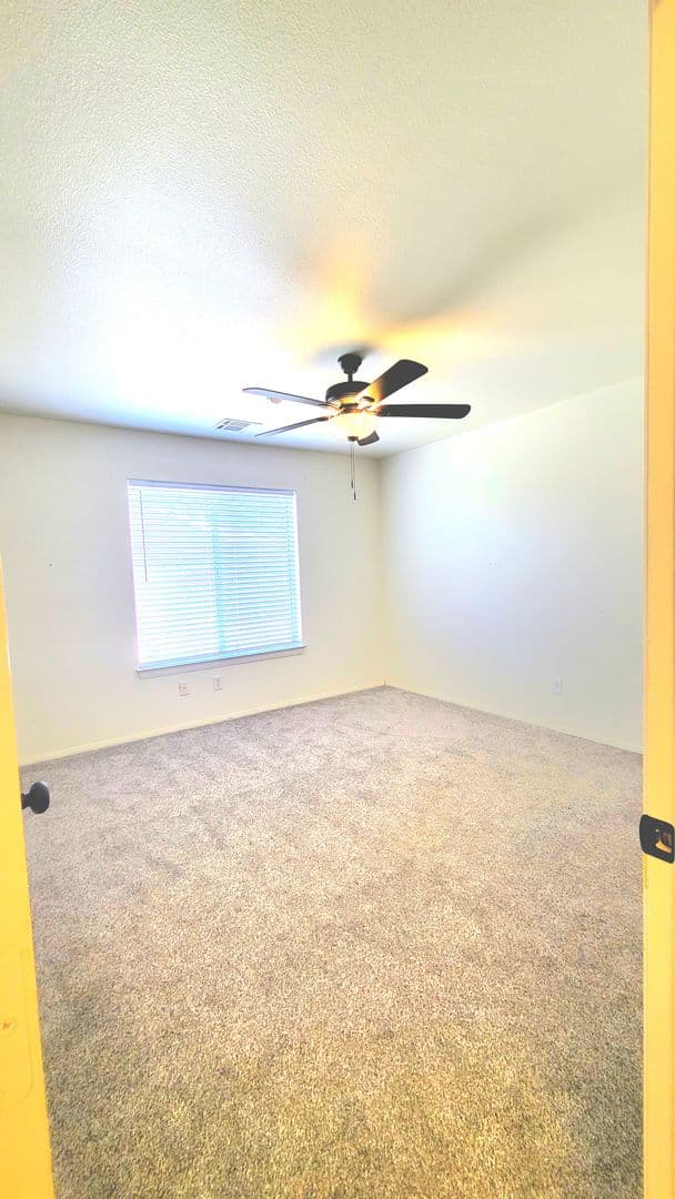 Pahrump House: 6740 Longmeadow Dr.