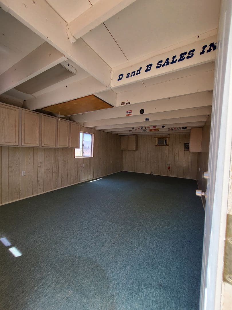 Pahrump House: 330 China St.