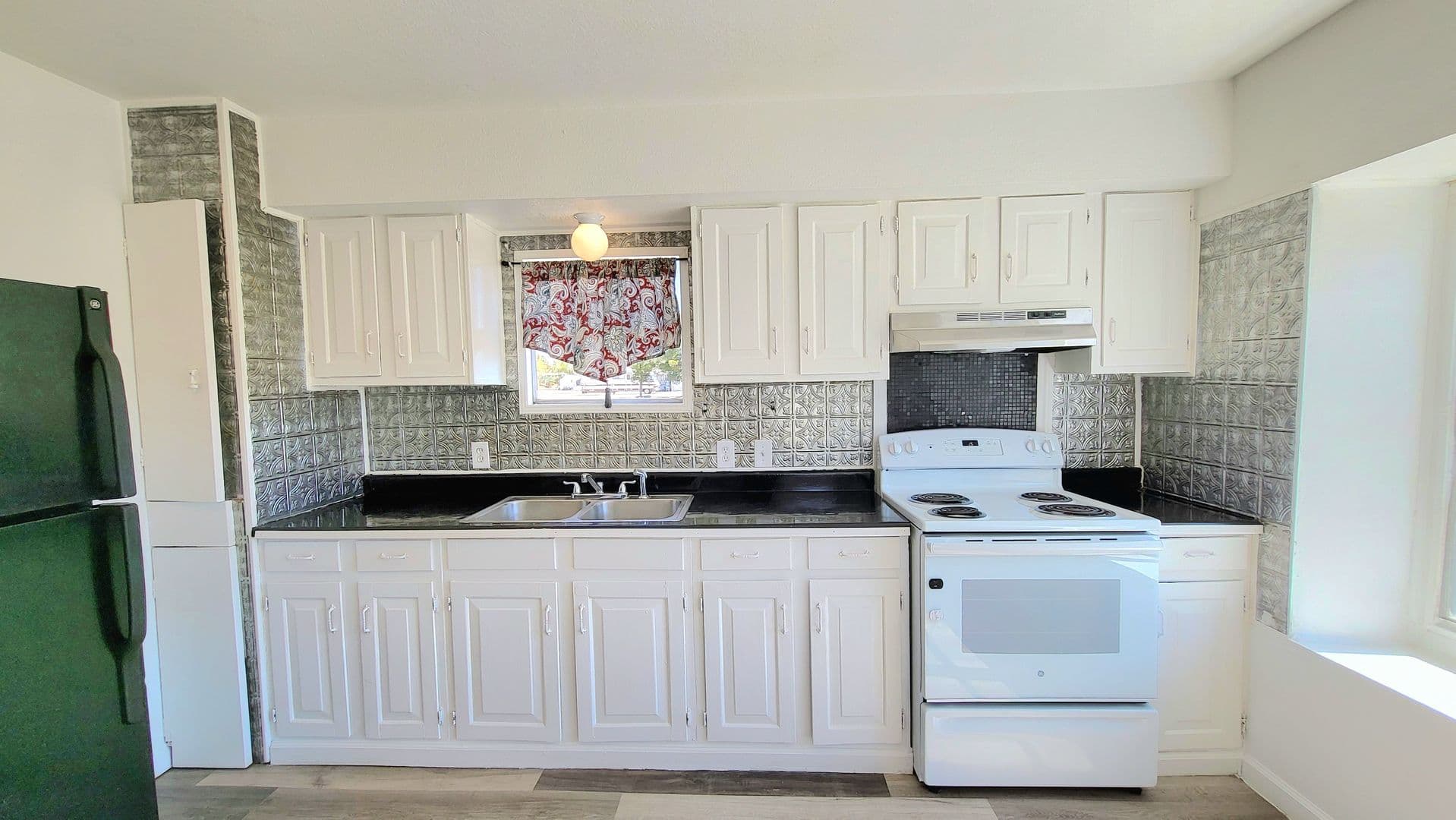 Pahrump House: 1270 W Irons St.