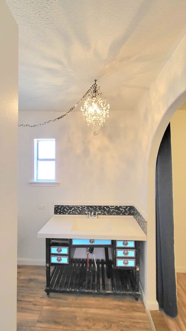 Pahrump House: 1270 W Irons St.