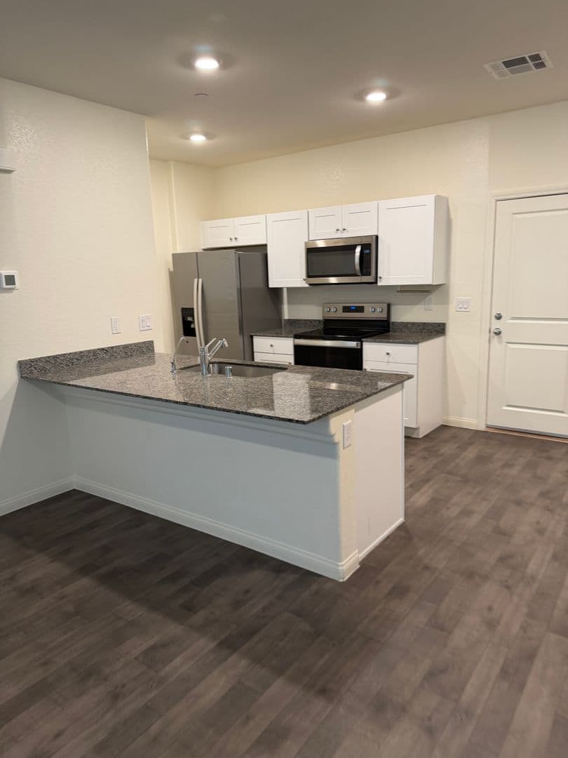 Henderson House: 12732 Feathersong St.