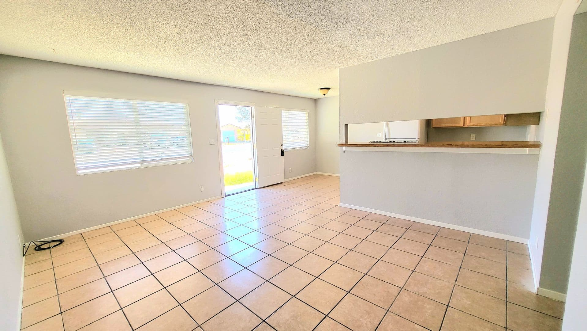 Pahrump Apartment: 1920 Galaxy St.