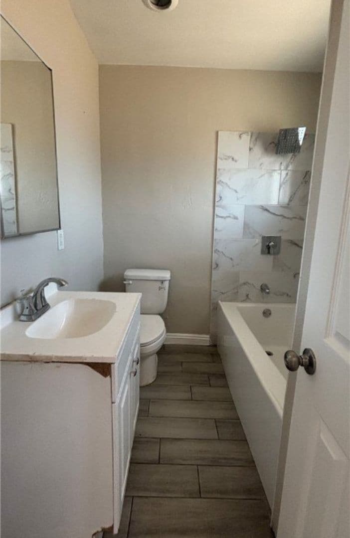 Las Vegas Apartment: 718 W Wilson Ave.