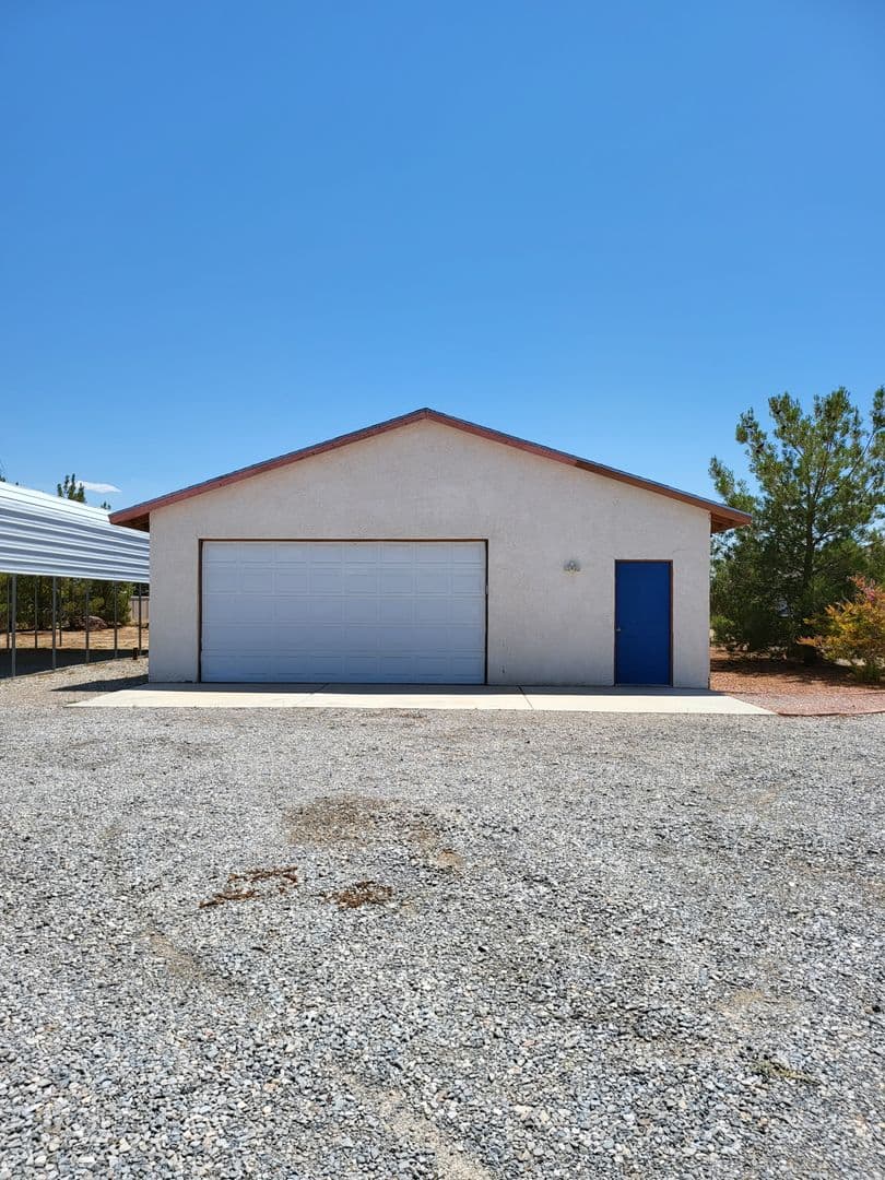 Pahrump House: 330 China St.